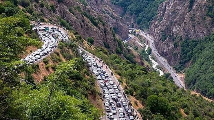 جاده کندوان از سمت چالوس به کرج یک‌طرفه شد/ ترافیک نیمه‌سنگین در مسیرهای هراز و سوادکوه